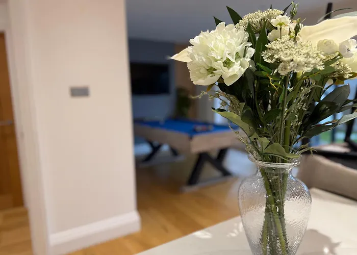 The View * Leeds (West Yorkshire)